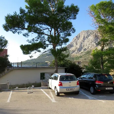 Apartment 2581a *