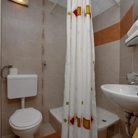 Apartment 2581a *